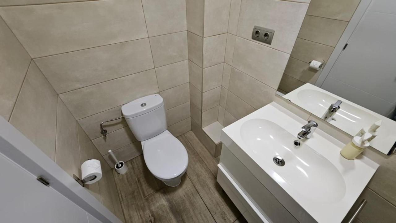 Luminoso Apartamento 6 Personas Pueblo Nuevo มาดริด ภายนอก รูปภาพ