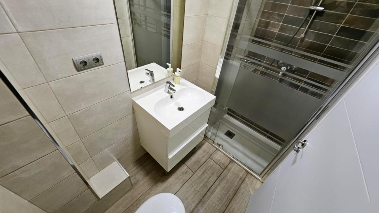 Luminoso Apartamento 6 Personas Pueblo Nuevo มาดริด ภายนอก รูปภาพ